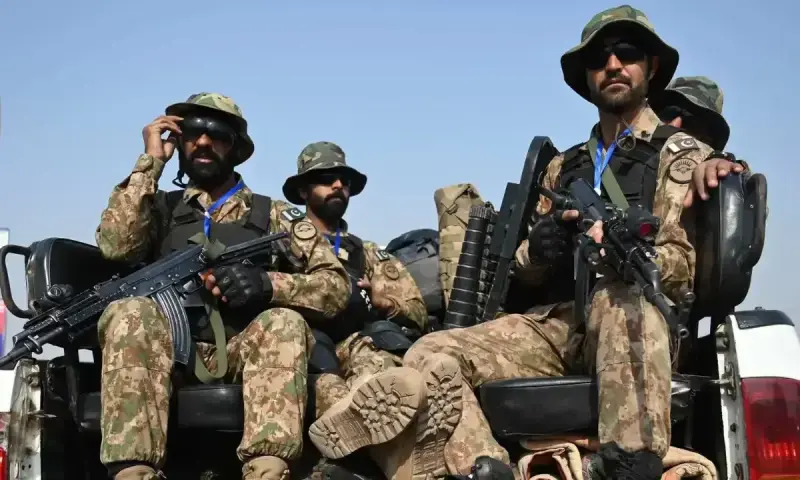 Lower Dir operation: 10 Indian-sponsored terrorists killed, 7 soldiers martyred