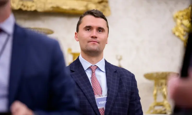 چارلی کرک کے قتل کا 100 فیصد امکان تھا؛ انہیں پہلے ہی خبردار کردیا تھا، سیکیورٹی ماہر کا دعویٰ – World