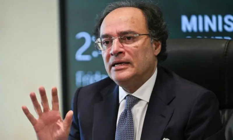 سیاست سے بالاتر ہوکر کام کیا ہے، معیشت بہتری کی جانب گامزن ہے، وزیر خزانہ – Pakistan