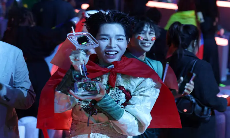 Duc Phuc, who represents Vietnam, holds the trophy after winning the Intervision International Music Contest 2025 in Moscow, Russia. – Reuters