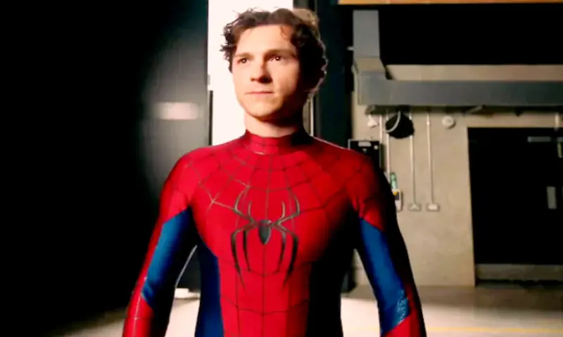 ٹام ہالینڈ نئی اسپائیڈر مین فلم کی شوٹنگ کے دوران زخمی – Life & Style