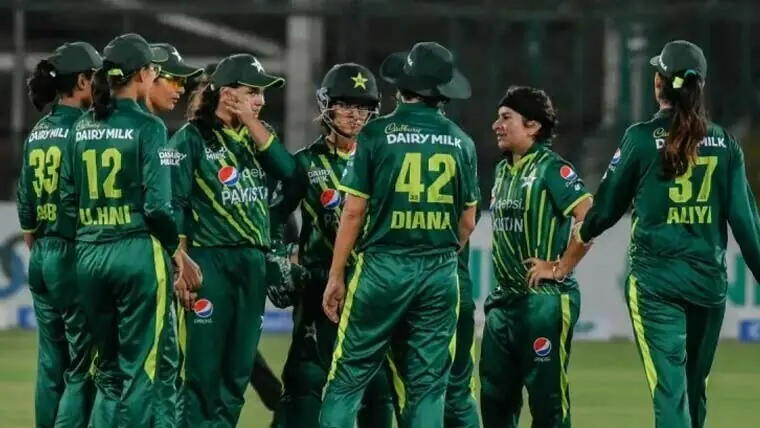 ICC Women&rsquo;s World Cup: Pakistan team, led by Fatimah Sana, arrives in Colombo