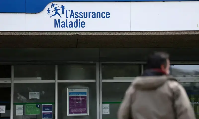 Private detectives in France crack down on rising sick leave fraud