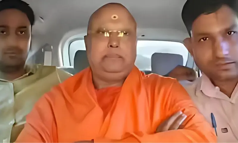 بھارت: 20 لڑکیوں سے زیادتی کرنیوالا ہندو مذہب کا روحانی پیشوا گرفتار – World