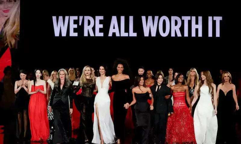 L&rsquo;Or&eacute;al Paris opens Paris Fashion Week with star-studded open-air show celebrating beauty and empowerment