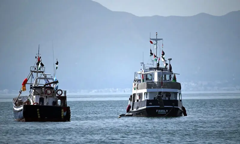 اسرائیلی فوج نے صمود فلوٹیلا پر حملے کے بعد 39 کشتیاں پکڑ لیں، 500 افراد اسرائیل منتقل – World