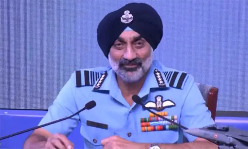 معرکہ حق میں شکست بھارت کے اعصاب پر سوار: بھارتی ایئر چیف کا پاکستان کے طیارے گرانے کا مضحکہ خیز دعویٰ – World