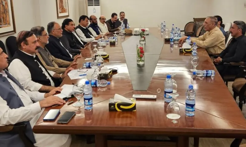 حکومت اور جوائنٹ ایکشن کمیٹی کے مذاکرات کامیاب ہونے کے قریب، مجوزہ ڈرافٹ پر مثبت پیشرفت – Pakistan