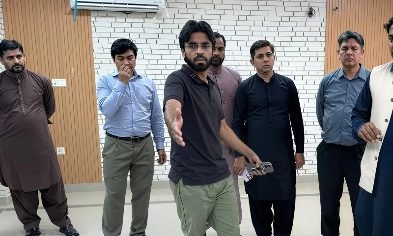 Naveed Rafaqat Ahmad&rsquo;s Role in Advancing Academia and Governance