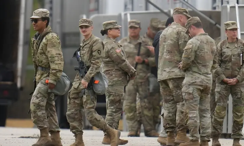 ٹرمپ کو بڑا جھٹکا! امریکی وفاقی جج نے شکاگو میں نیشنل گارڈ کی تعیناتی روک دی – World