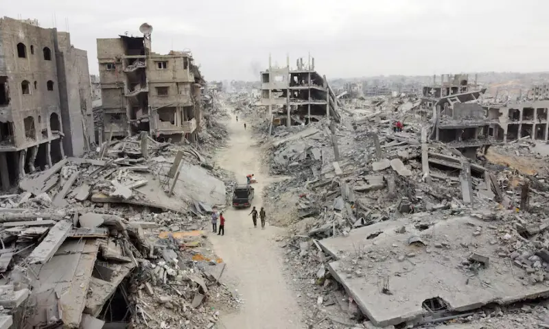 Ceasefire holds in Gaza ahead of hostage release and Trump&rsquo;s visit to Israel