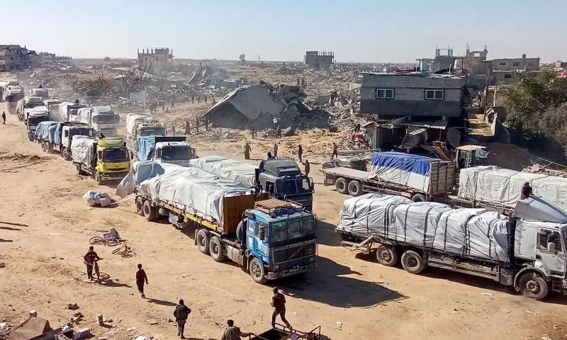 غزہ جنگ بندی برقرار، ملبہ ہٹانے کا کام شروع، امدادی ٹرک پہنچنا شروع ہوگئے – World