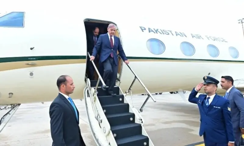 غزہ امن معاہدے پر دستخط کی تقریب، وزیراعظم شہباز شریف شرم الشیخ پہنچ گئے – Pakistan