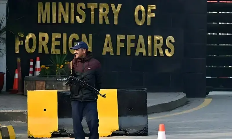 Pakistan urges Taliban to refrain from commenting on its internal affairs