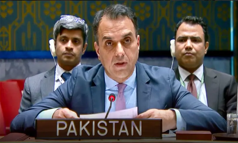 Pakistan urges UN to ease sanctions to help rebuild war-torn Syria