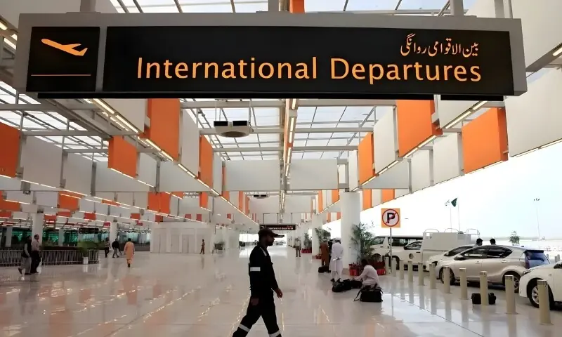 ملک بھر کے مختلف ائیرپورٹس پر جدید کیش لیس نظام متعارف – Pakistan ملک بھر کے مختلف ائیرپورٹس پر جدید کیش لیس نظام متعارف – Pakistan