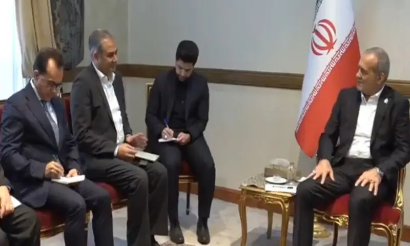 Iran offers to mediate between Pakistan and Afghanistan