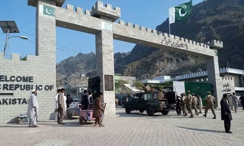Afghan traders face heavy losses as Torkham border remains closed