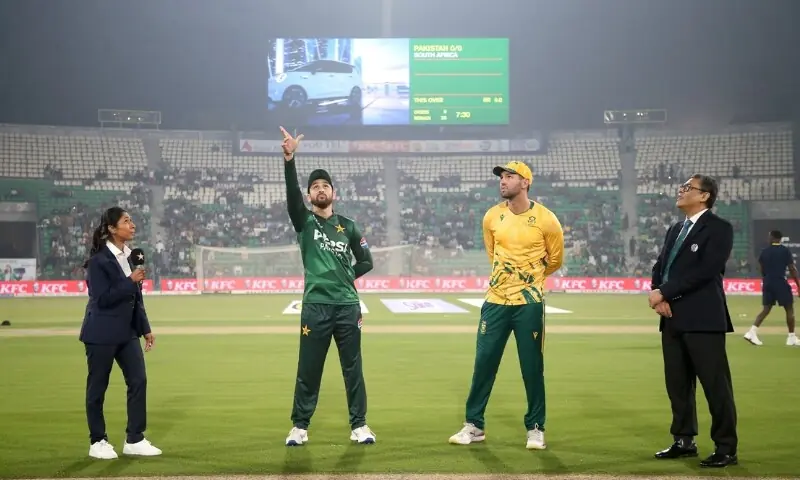 تیسرا ٹی ٹونٹی: پاکستان کا جنوبی افریقا کے خلاف ٹاس جیت کر فیلڈنگ کا فیصلہ – Sports تیسرا ٹی ٹونٹی: پاکستان کا جنوبی افریقا کے خلاف ٹاس جیت کر فیلڈنگ کا فیصلہ – Sports