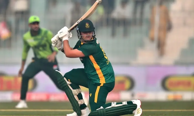 جنوبی افریقی بیٹر نے اپنے سابقہ ہم وطن کھلاڑی کا 30 سال پرانا ریکارڈ توڑ دیا – Sports