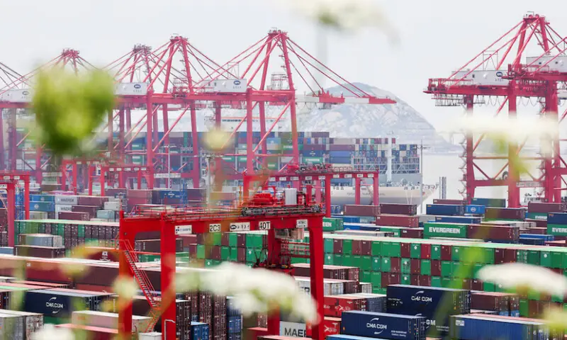 China&rsquo;s exports suffer worst downturn since Feb as tariffs hammer US demand