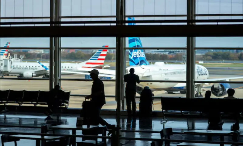 US air travel will fall to a trickle due to shutdown: Official