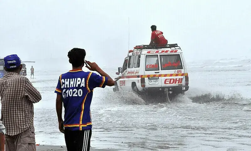 Three Dow Medical students drown at Manora Beach, two in critical condition