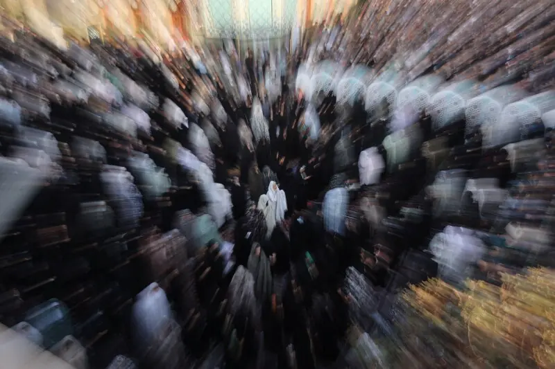 ایران میں بدترین خشک سالی، لوگ رب کے حضور گڑگڑانے لگے