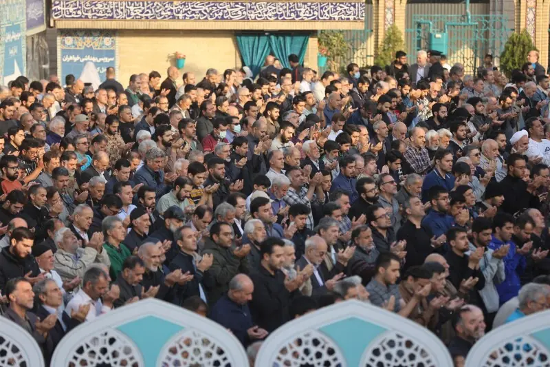 ایران: عوام کی بارش کے لیے دعائیں ایران: عوام کی بارش کے لیے دعائیں