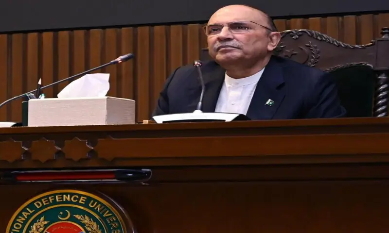 Zardari stresses informed leadership for tackling modern security challenges