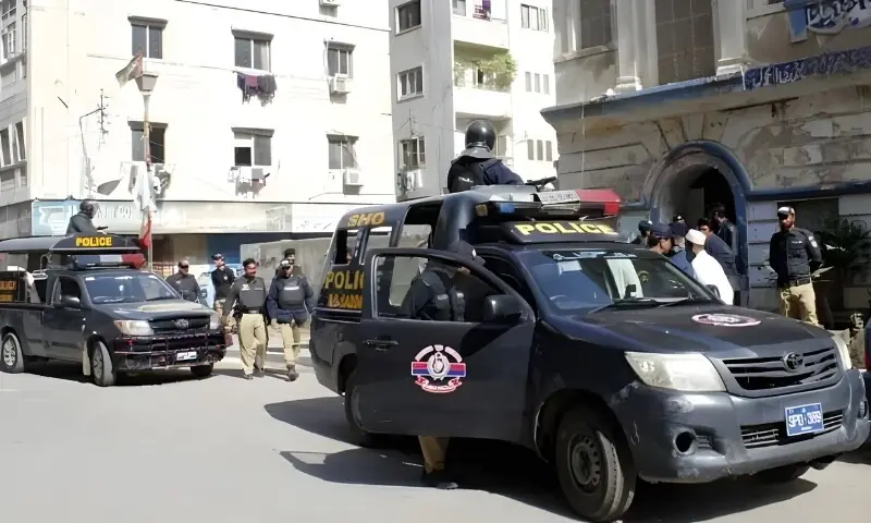 کراچی: پیر آباد فرنٹیئر کالونی سے اغوا ہونے والی 10 سالہ بچی بازیاب کراچی: پیر آباد فرنٹیئر کالونی سے اغوا ہونے والی 10 سالہ بچی بازیاب