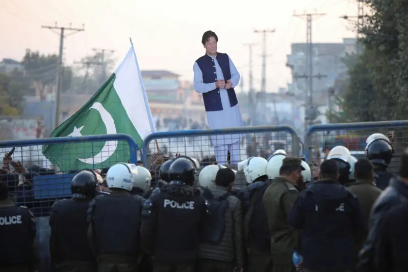 پی ٹی آئی کا راولپنڈی میں احتجاج پی ٹی آئی کا راولپنڈی میں احتجاج