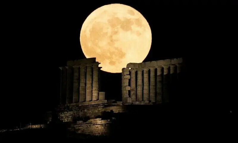 2025&rsquo;s final supermoon to light up night sky on December 4