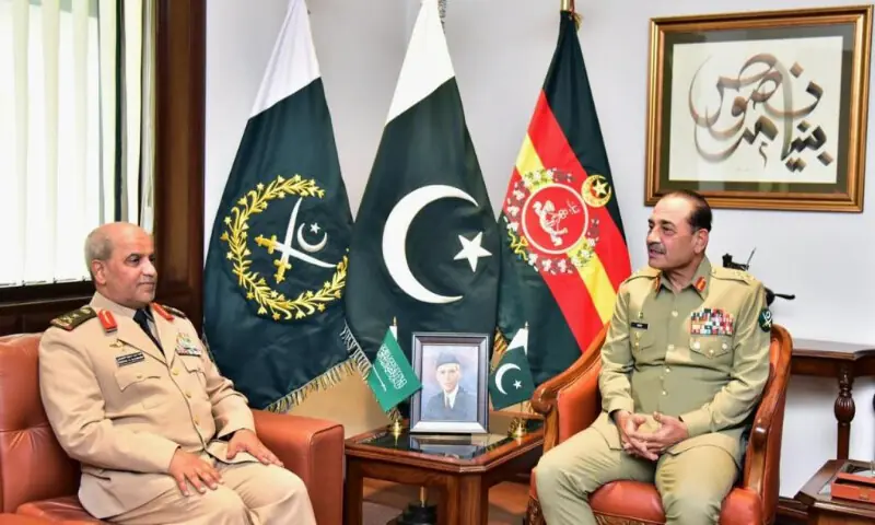 Saudi land forces commander meets Field Marshal Asim Munir