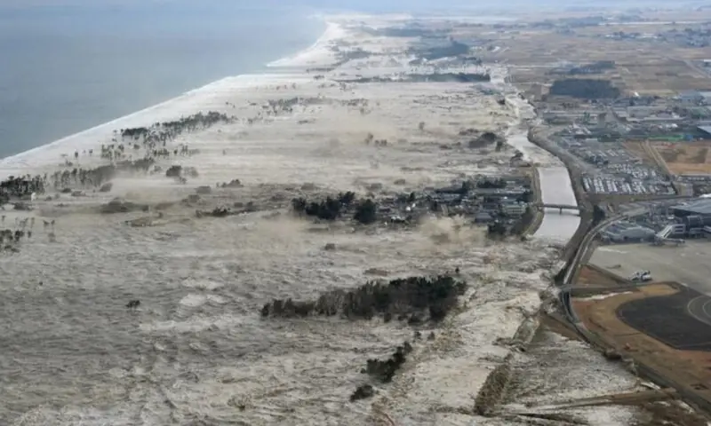 Japan warns of 3-metre high tsunami after magnitude 7.6 earthquake - World - Aaj English TV