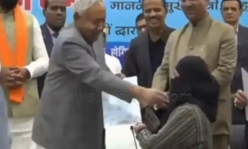 Viral video sparks outrage after Bihar CM pulls down doctor&rsquo;s hijab