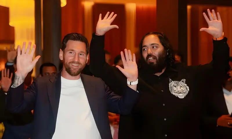 اننت امبانی کا لیونل میسی کو 36 کروڑ 40 لاکھ روپےکی گھڑی کا تحفہ