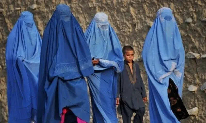 افغان طالبان نے خواتین پر مزید سختیاں کردیں