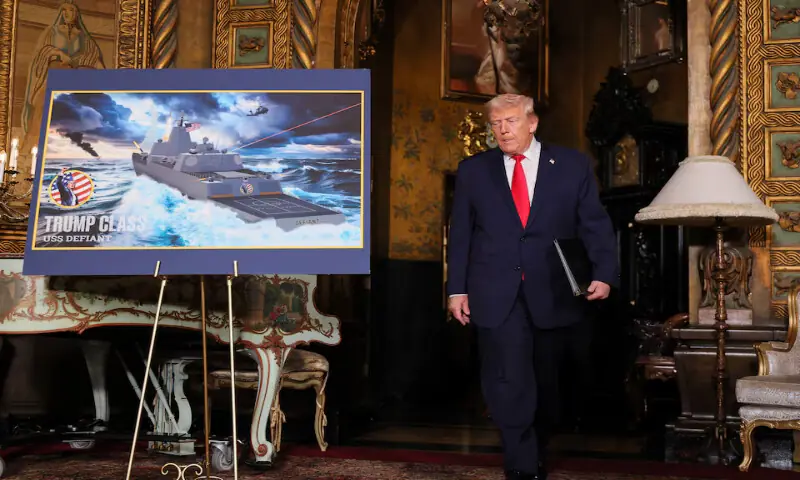 Trump unveils plan for &lsquo;Trump-class&rsquo; battleships to boost US sea power