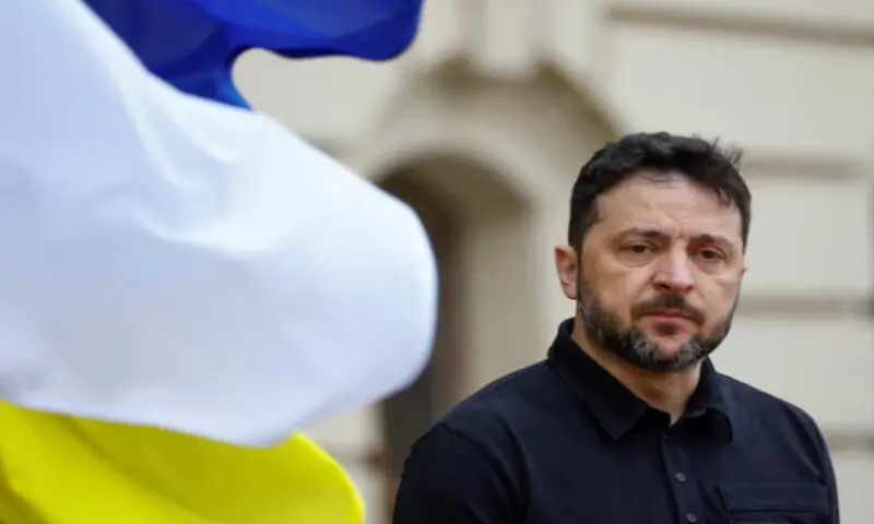 Zelensky to hold high-stakes talks on land, security with Trump on Sunday