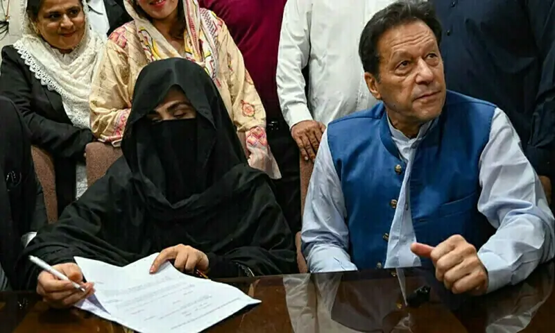 Imran Khan, Bushra Bibi prepare appeals against Toshakhana-II verdict