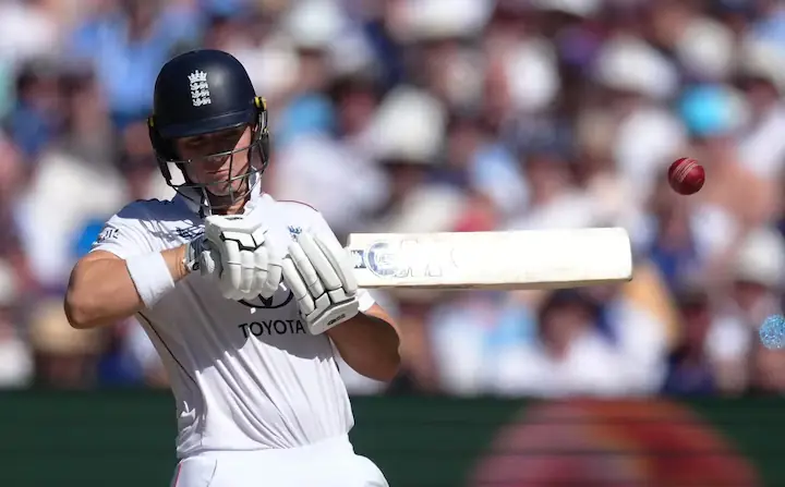 Bethell looks to cement place as England number three