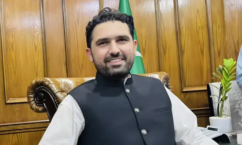 Islamabad court issues non-bailable arrest warrants for KP CM