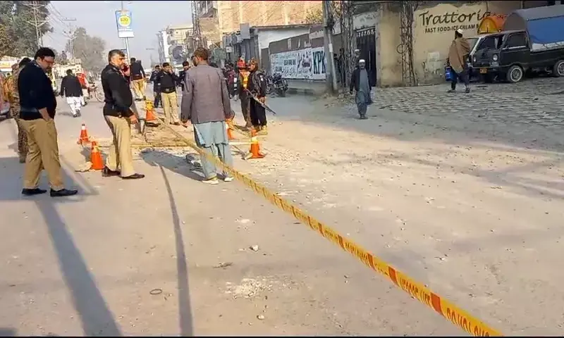 One killed, seven injured in Lakki Marwat bus blast