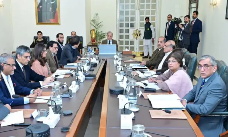 PM orders fast-track, easy loans for SMEs to boost growth and exports