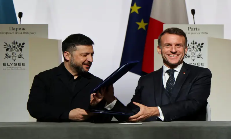 US backs security guarantees for Ukraine at summit of Kyiv&rsquo;s allies in Paris