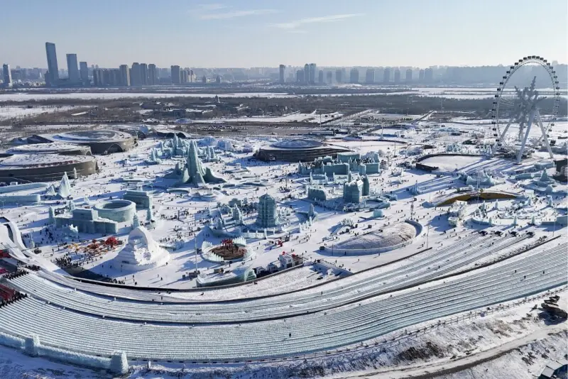 چین: دنیا کا سب سے بڑا آئس فیسٹیول چین: دنیا کا سب سے بڑا آئس فیسٹیول