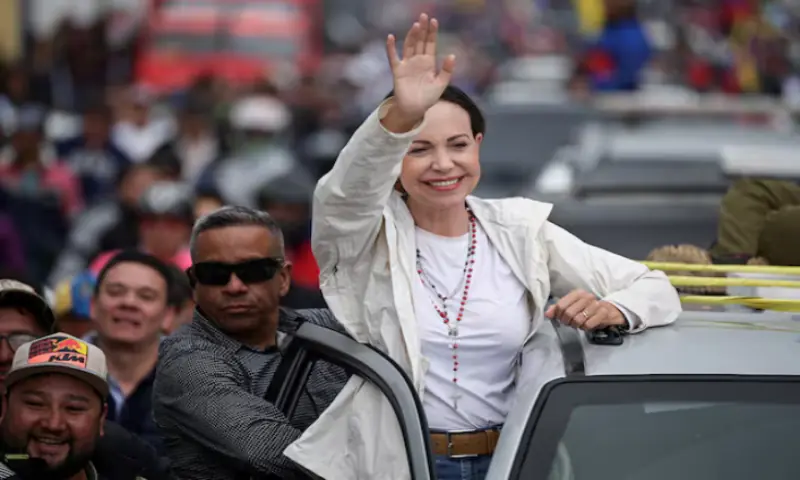 Trump says he will meet with Venezuela&rsquo;s Machado next week