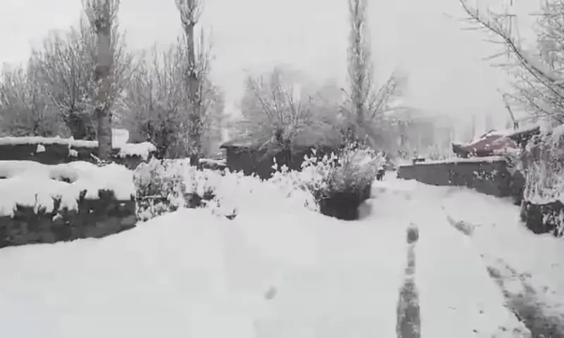 Cold wave grips upper regions; mercury falls to -9 in Skardu