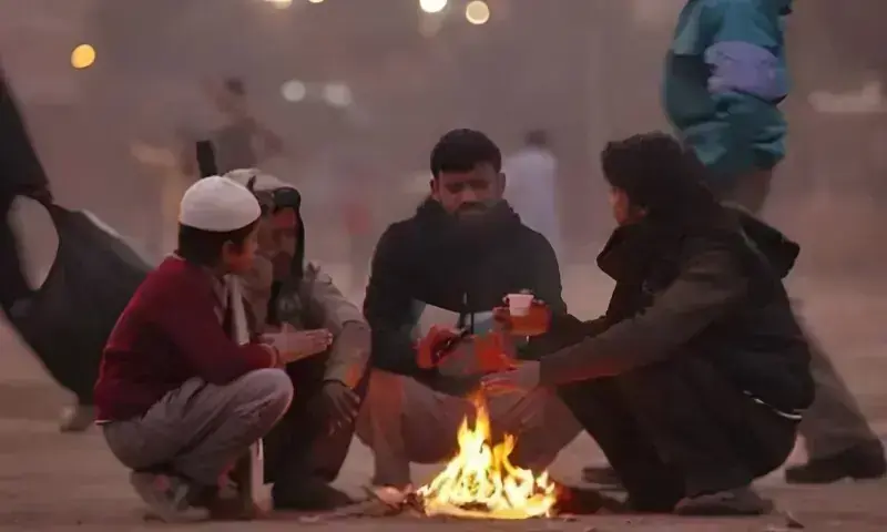 Karachi shivers under cold wave, minimum temperature dips to 8.5&deg;C